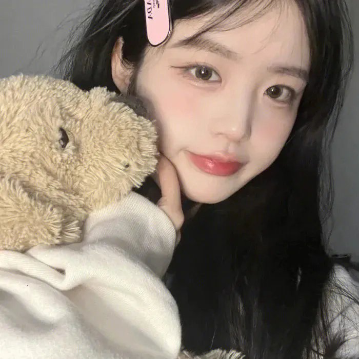 踮起脚尖靠近你